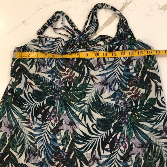 🎄 Twik  SZ10 Floral braided crisscross top - Picture 10 of 11